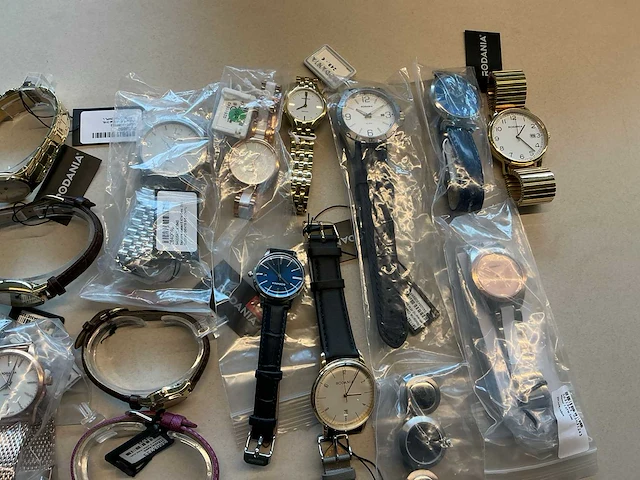 50 diverse horloges rodania - afbeelding 7 van  24