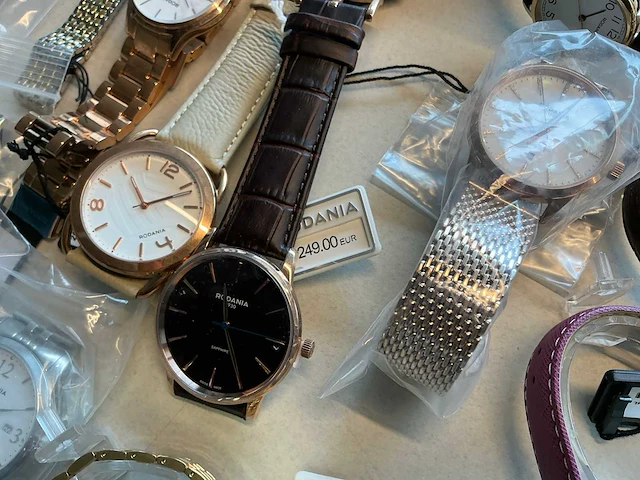 50 diverse horloges rodania - afbeelding 17 van  24
