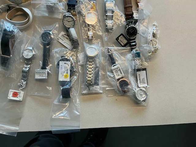50 diverse horloges rodania - afbeelding 22 van  24