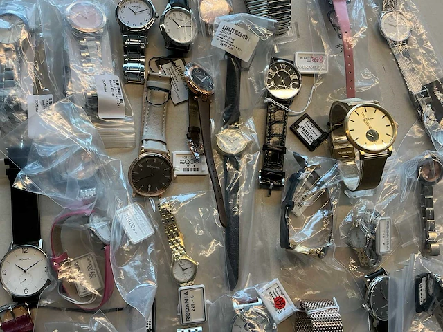 50 diverse horloges rodania - afbeelding 8 van  29