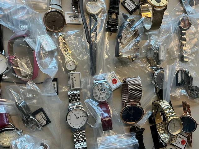 50 diverse horloges rodania - afbeelding 9 van  29