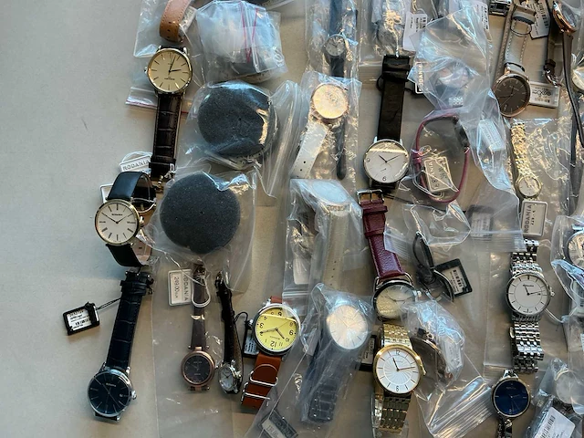 50 diverse horloges rodania - afbeelding 25 van  29