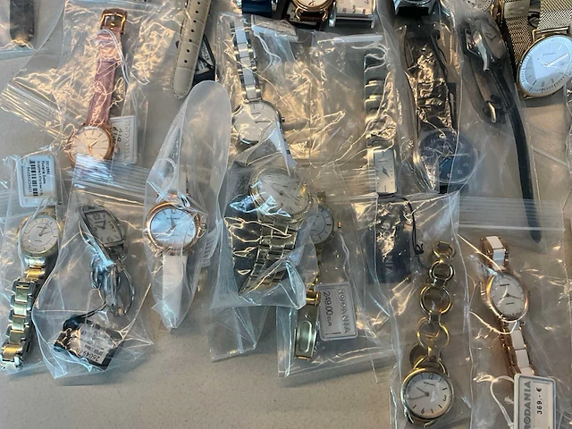 50 diverse horloges rodania - afbeelding 12 van  12