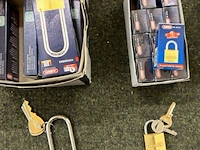50 hangsloten - afbeelding 4 van  5