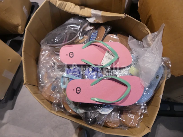 50 strandschoenen - afbeelding 1 van  6