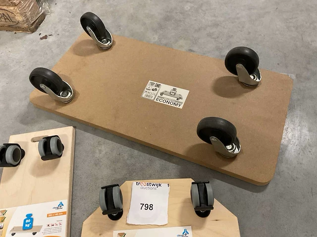 50 wielen en 3 verhuis planken - afbeelding 2 van  6