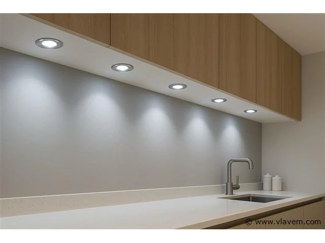 50 x inbouw led spot – 7w – draaibaar – zilver – 6500k koud wit – ø70mm – ip20 - afbeelding 1 van  4