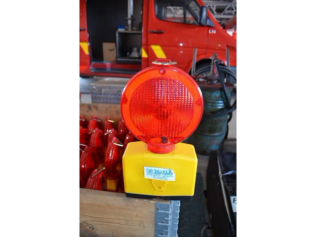 50 x rode signalisatie lampen - afbeelding 4 van  6