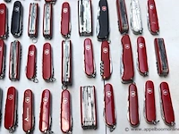 50 zakmessen victorinox - afbeelding 4 van  5