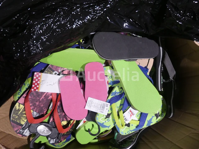 500 veelkleurige strandschoenen - afbeelding 1 van  6