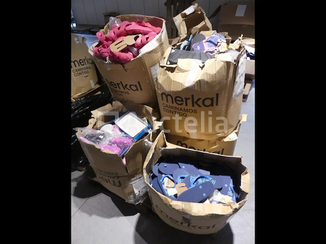 500 veelkleurige strandschoenen - afbeelding 2 van  5
