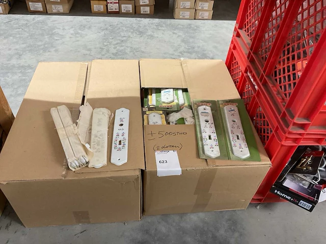 500 x porseleinen deurplaten - afbeelding 1 van  6