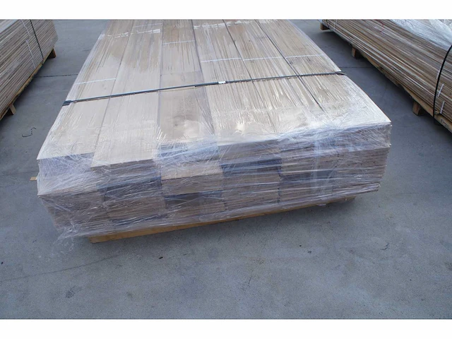 50,11 m² massief eiken parket 14mm - afbeelding 6 van  6
