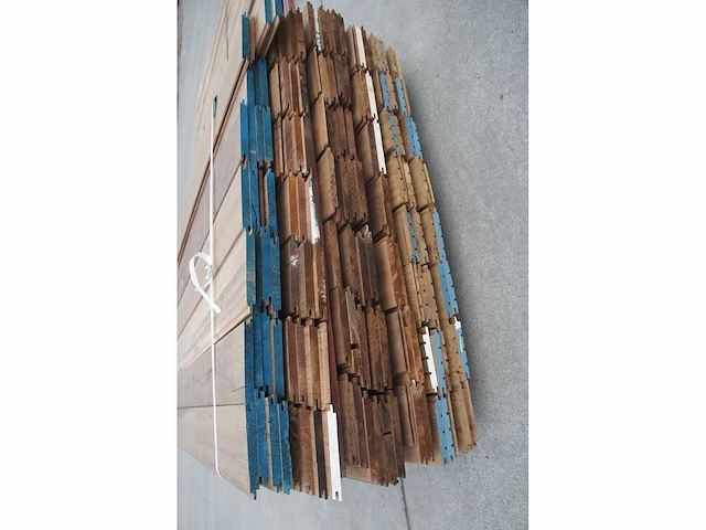 50,35 m² iroko/frake/ayous divers - afbeelding 4 van  6