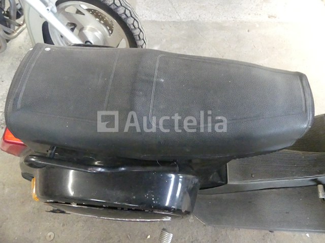 50cc piaggio vespa pk50xl scooter (1991-27.340 km)(vi:v5x3t0047531) - afbeelding 12 van  15
