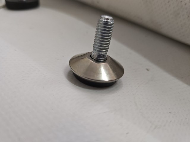 50x stelvoetjes zwart rond ø 32x9 | m 8x20/17 - afbeelding 1 van  6