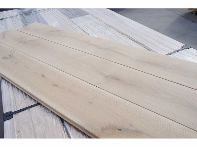 51,77 m² massief eiken parket 20mm - afbeelding 1 van  10