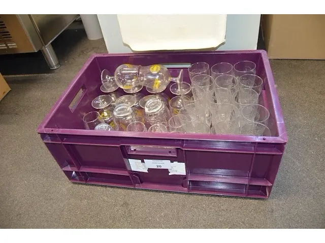 52 frisdrankglazen w.o. coca cola, schweppes, lipton (zonder bak) - afbeelding 1 van  4