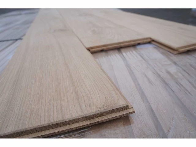 52,12 m² massief eiken parket 14mm - afbeelding 1 van  5