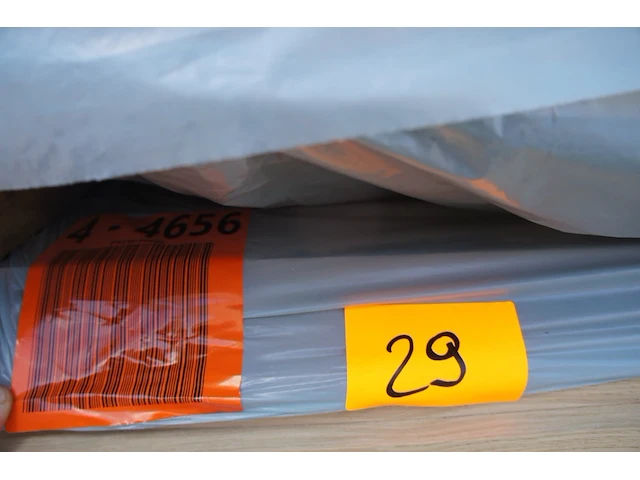 52,36 m² eiken gevelbekleding - afbeelding 2 van  5