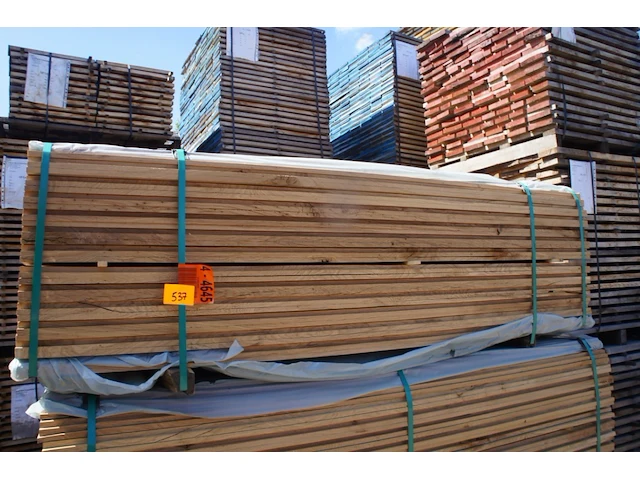 53,04 m² eiken gevelbekleding - afbeelding 1 van  4