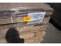 53,36 m² massief eiken visgraatparket 15mm - afbeelding 3 van  5