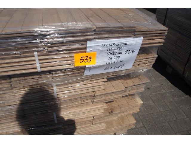 53,36 m² massief eiken visgraatparket 15mm - afbeelding 2 van  6