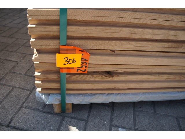 53,86 m² eiken gevelbekleding - afbeelding 2 van  4