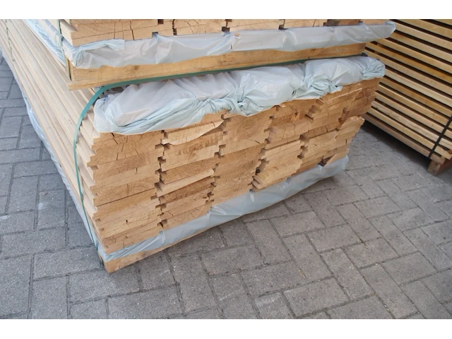 53,86 m² eiken gevelbekleding - afbeelding 4 van  4