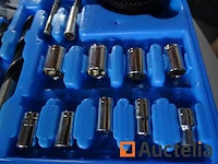 54-delige set (bits, bits, gatenzaag, doppen) - afbeelding 4 van  9