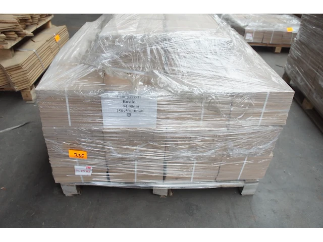 54 m² massief eiken lamparket - afbeelding 1 van  4