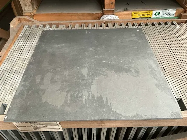 54m2 black slate mustang natuur 60x60x1 - afbeelding 4 van  8
