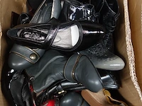 54x diverse schoenen - afbeelding 1 van  4