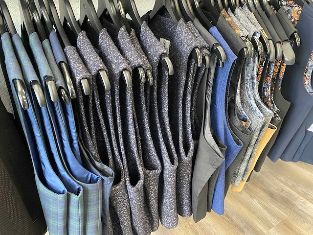 55x gilet, diverse maten, merken en modellen - afbeelding 4 van  10