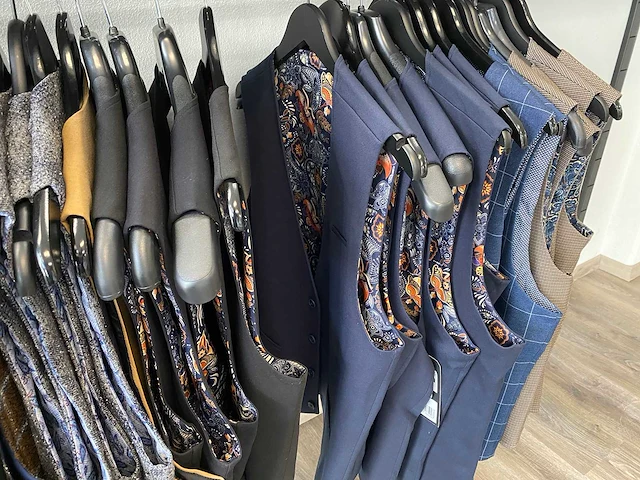 55x gilet, diverse maten, merken en modellen - afbeelding 5 van  10