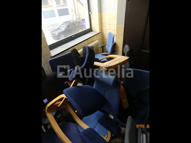 56 bureaustoelen - afbeelding 13 van  20