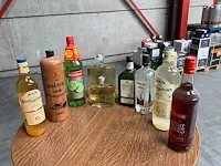 56 flessen diverse jenever - afbeelding 1 van  11