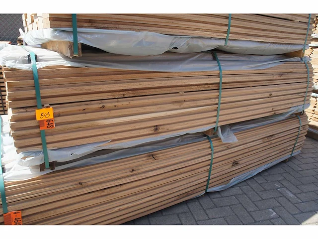 56,54 m² eiken gevelbekleding - afbeelding 1 van  4