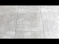56m² buitentegels, grijs blauwe steen effect 80x80 x20mm, nieuw verpakt - afbeelding 1 van  1
