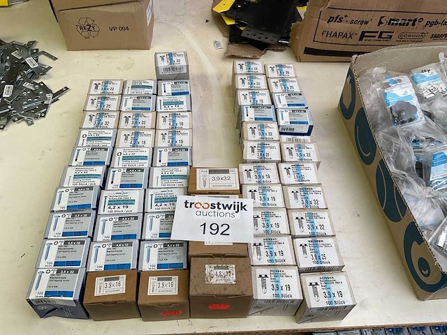 57 x doosjes schroeven - afbeelding 1 van  7