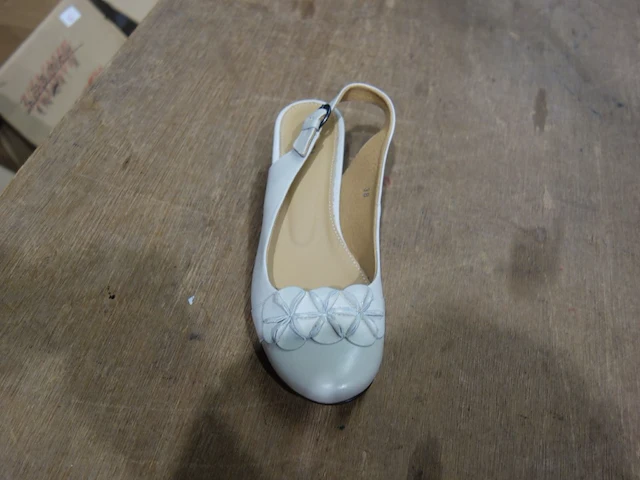 57x diverse schoenen - afbeelding 2 van  3