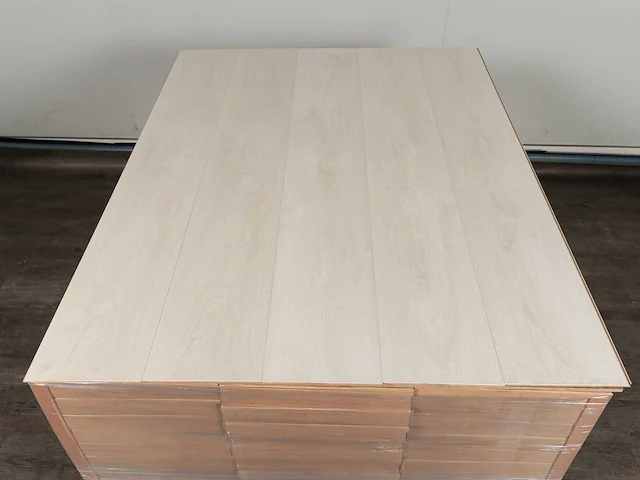 59 m2 laminaat plank - 1285 x 192 x 8 mm - afbeelding 2 van  3
