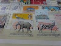 5x boeken postzegels thema - afbeelding 4 van  8