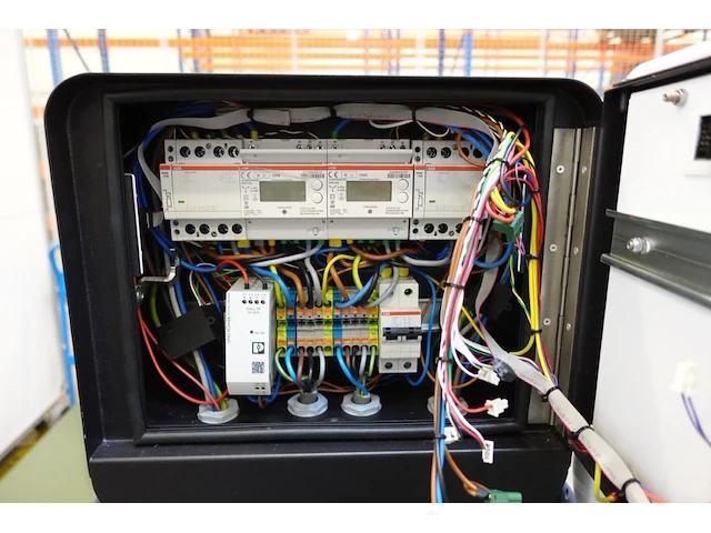 5x diverse laadpalen - afbeelding 6 van  7