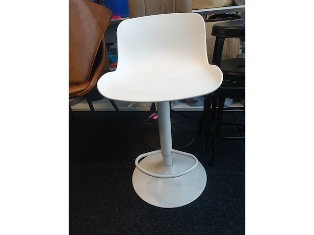 5x diverse stoelen - afbeelding 2 van  8