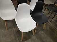 5x eetkamerstoel rico 3x white 2x black - afbeelding 3 van  4