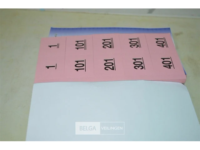 5x garderobebloks (vestiaire nummers) - afbeelding 2 van  3
