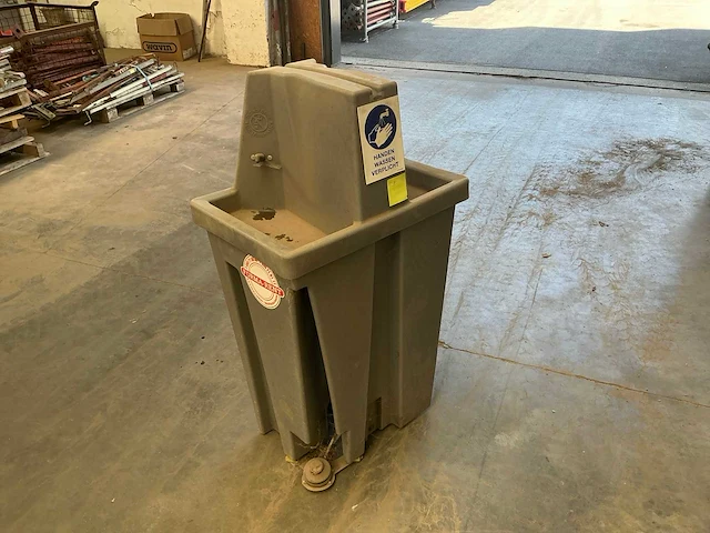 5x hera mobiele wastafel - afbeelding 1 van  5