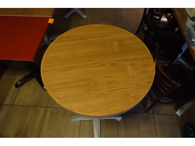 5x houten bartafel vv metalen voet - afbeelding 2 van  3