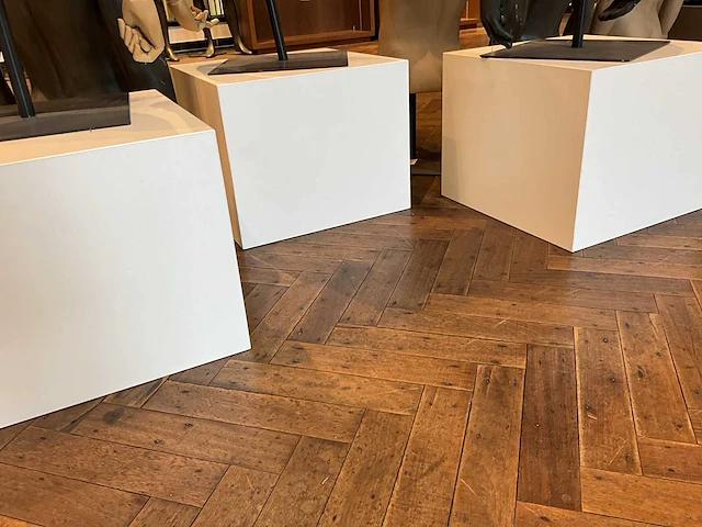 5x houten presentatiemeubel - afbeelding 8 van  17